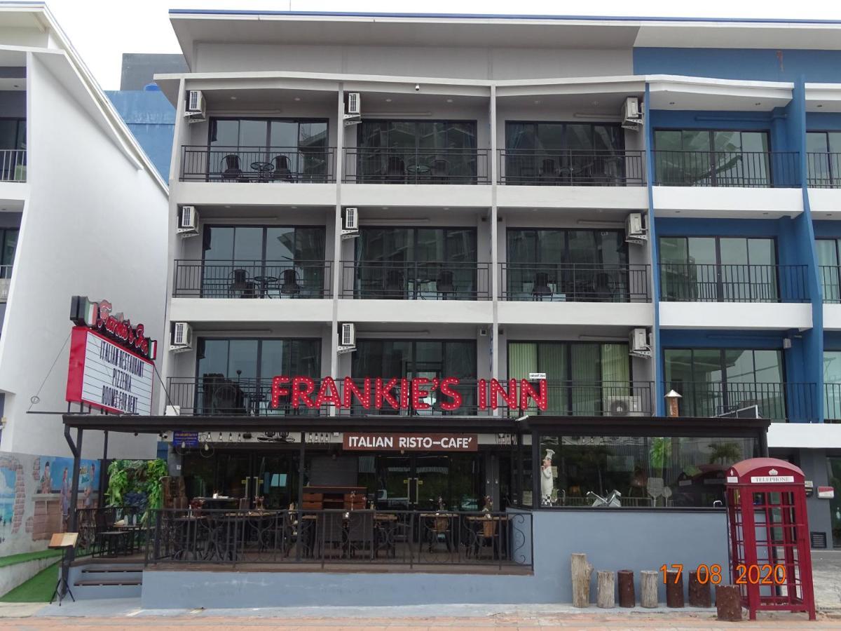 Frankie'S Inn Jomtien Beach Exterior photo