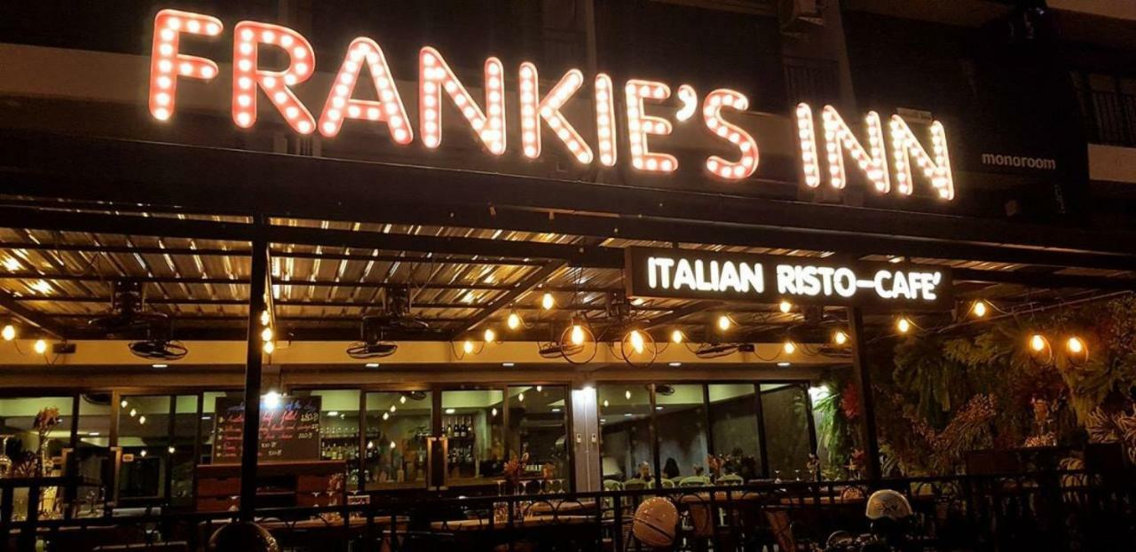 Frankie'S Inn Jomtien Beach Exterior photo